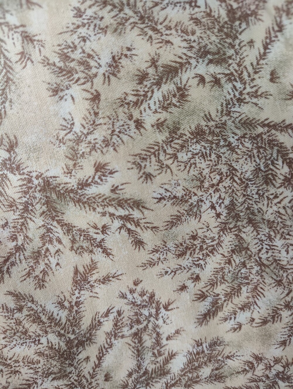 NEW! 1 and 1/3 Yard Quilt Fabric - Beige Branches Blender - 100% Cotton - Picture 3 of 4